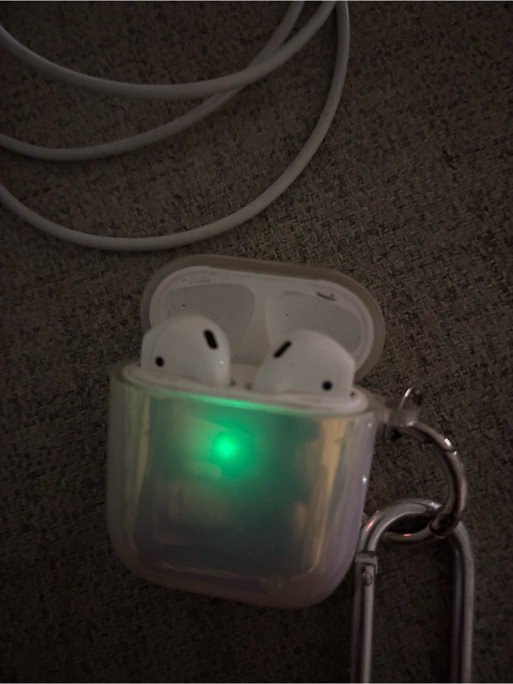 Wireless Earbuds, Charging Case with Keyring and charging cord
